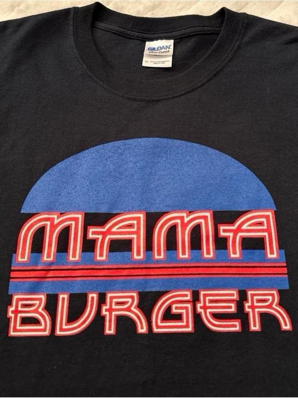 Gildan navy Flagstaff Arizona "Mama Burger" Graphic Tee XL